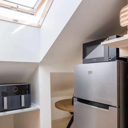 Apartment Scandi Spacious Attic Loft With Skyline View