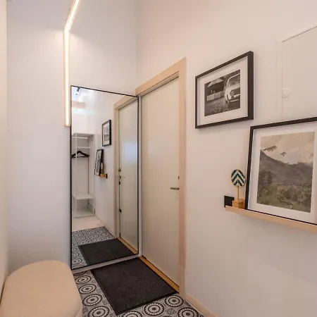 Apartment Scandi Spacious Attic Loft With Skyline View
