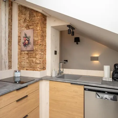 Scandi Spacious Attic Loft With Skyline View Riika