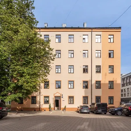 Scandi Spacious Attic Loft With Skyline View * Riika