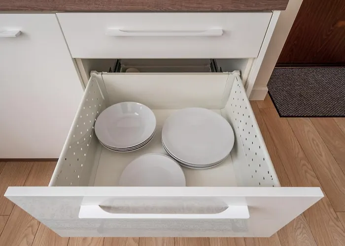 Stylish Close To Center, Cafes & Parks & Local Dining *