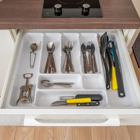 Stylish Close To Center, Cafes & Parks & Local Dining Рига